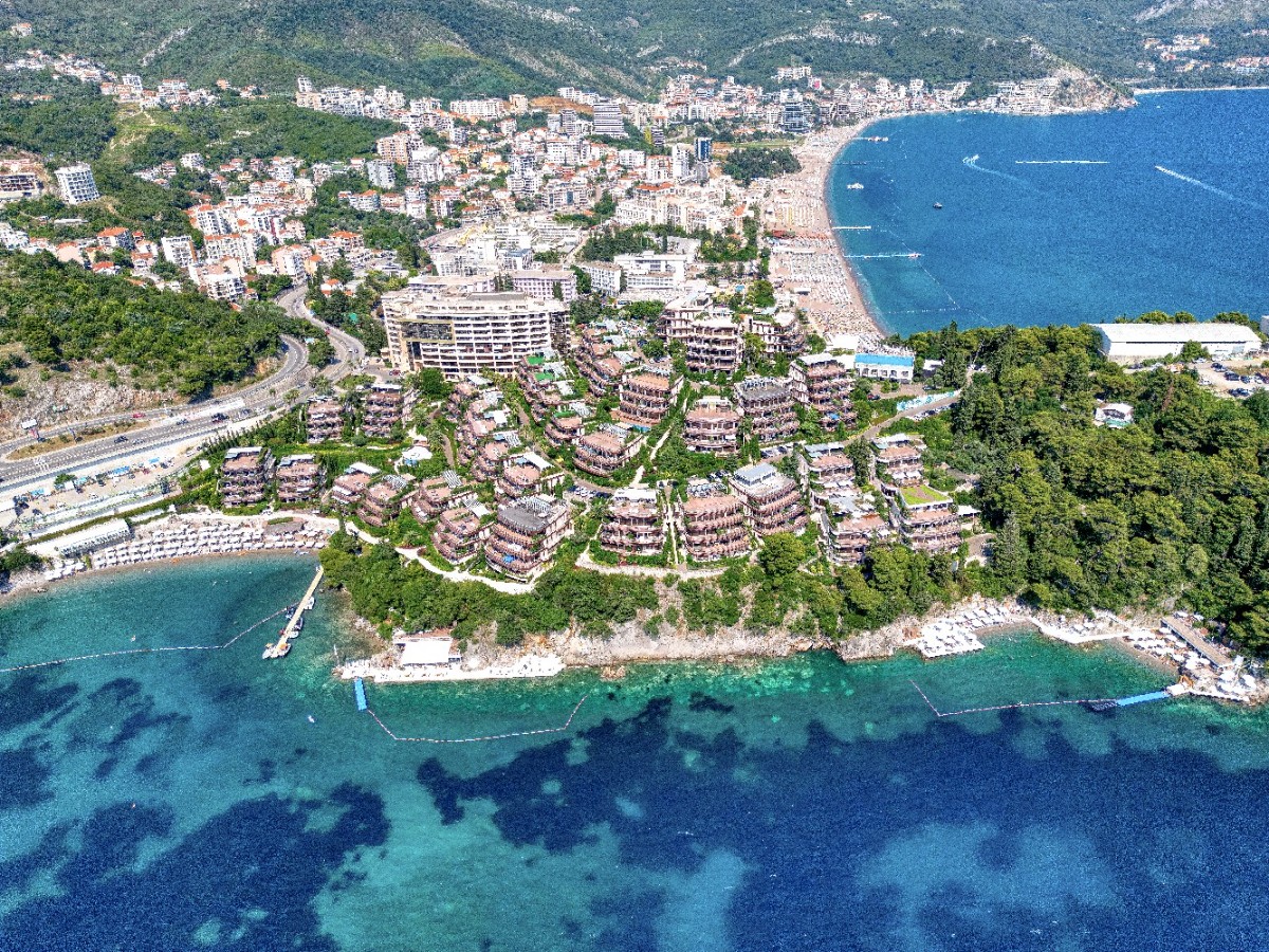 Ekskluzivna nekretnina u kompleksu Dukley Gardens, Budva